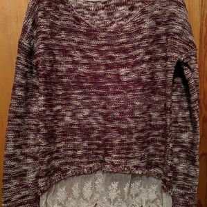 Lightweight sweater with lace